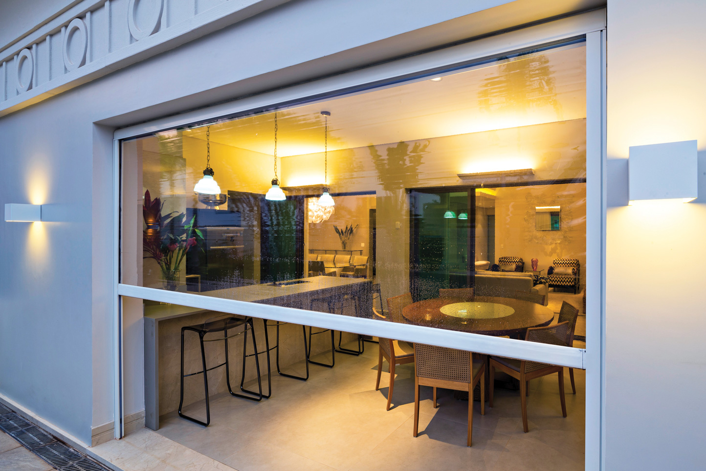 TOLDOS DE FACHADA VERTICAL ZIPLINE VERTICAL ZIPLINE 110 REDONDO - Imagem 2