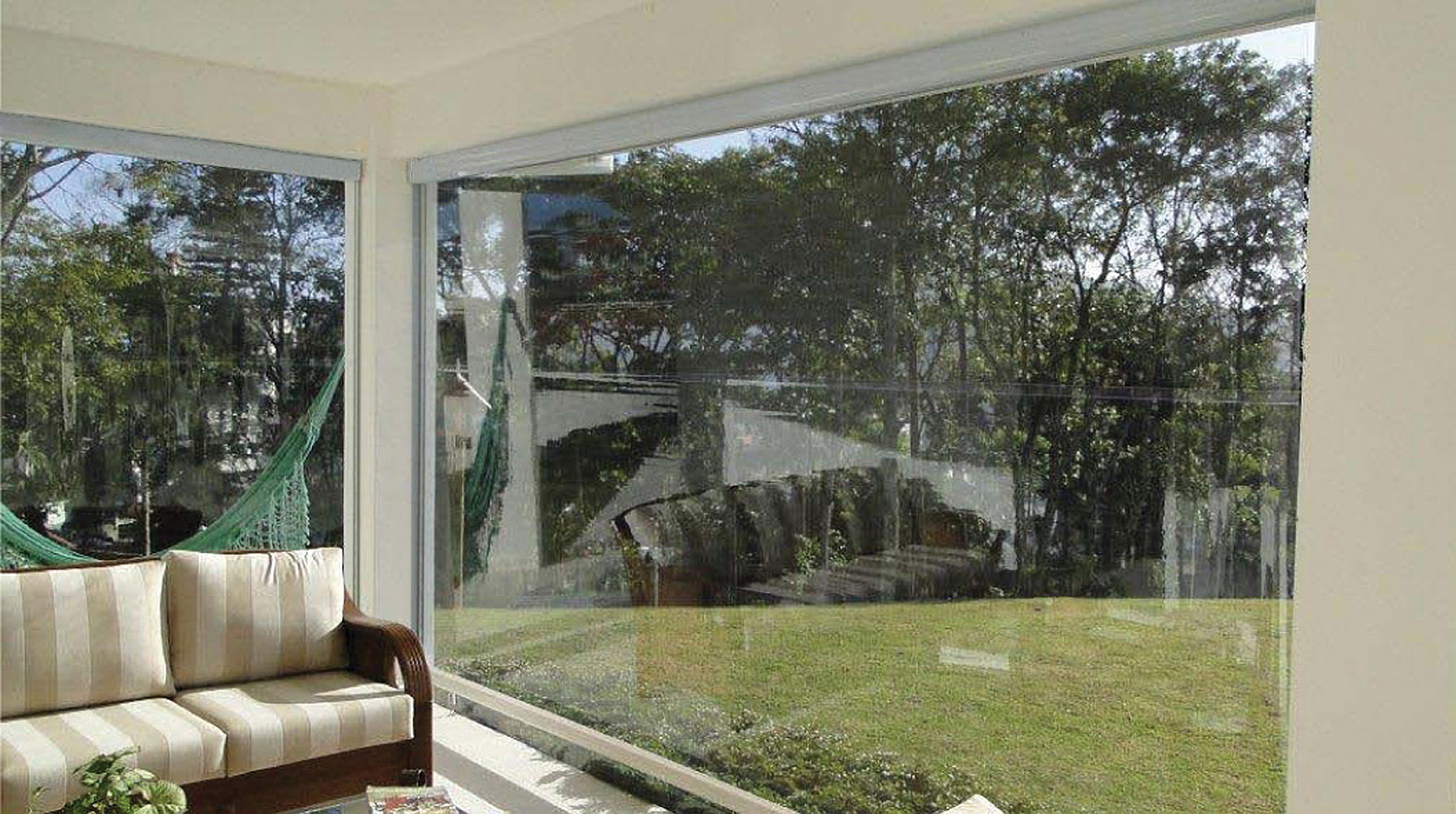 TOLDOS DE FACHADA VERTICAL ZIPLINE VERTICAL ZIPLINE 110 QUADRADO - Imagem 4