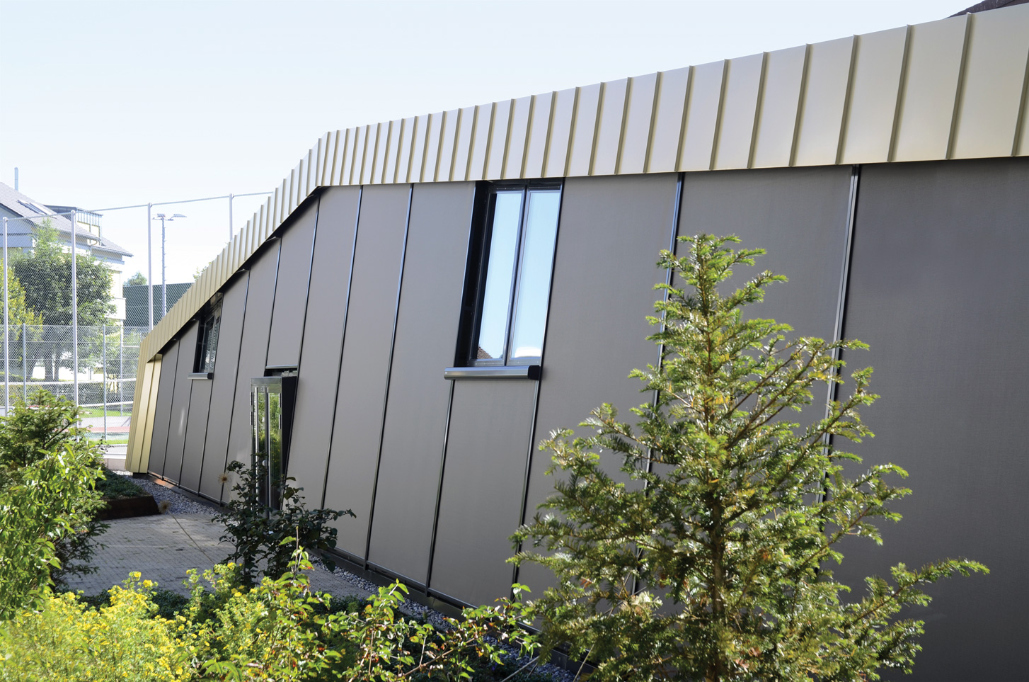 TOLDOS DE FACHADA VERTICAL ZIPLINE VERTICAL ZIPLINE 110 QUADRADO - Imagem 5