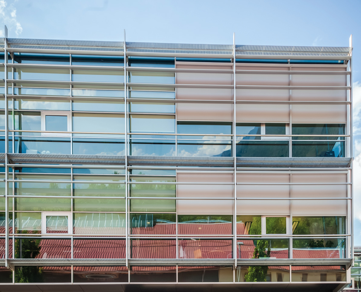 ESTORES VERTICAIS SLIMLINE FLOATBOX SLIM - Imagem 5