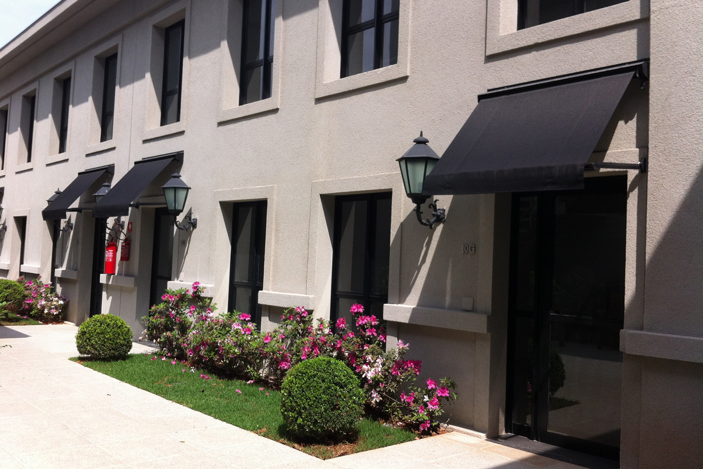 TOLDOS DE FACHADA - FAMÍLIA METRO - METRO LIGHT